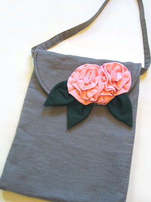 Flannel Purse with Roses